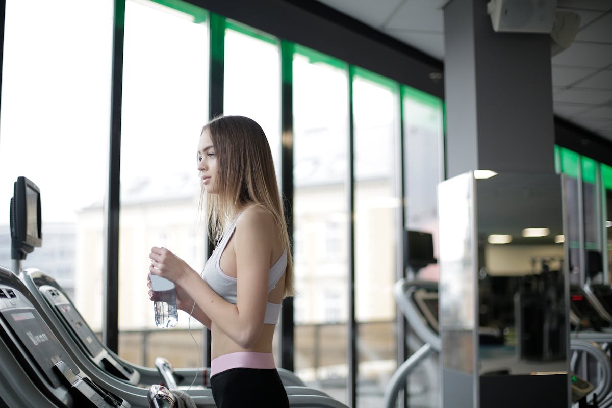 Teen on treadmill at Planet Fitness